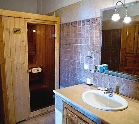 Saltis Guesthouses Guest house