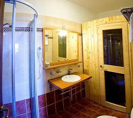 Saltis Guesthouses Guest house Makrinitsa