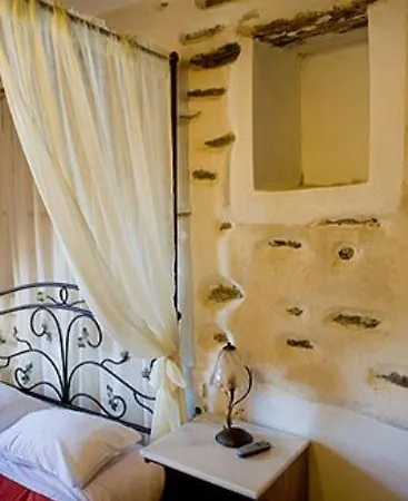 Saltis Guesthouses 3* Makrinitsa